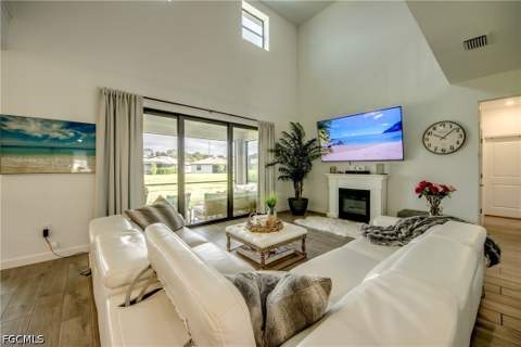 10895 Timber Creek Dr, Fort Myers FL - photo 19 of 69