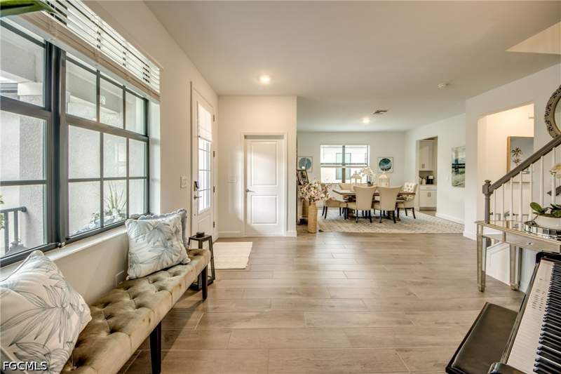 5 bedroom SingleFamilyResidence at 10895 Timber Creek Dr, Timber Creek, Fort Myers — photo 5