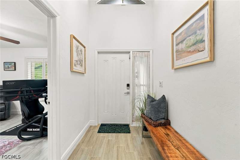 4 bedroom SingleFamilyResidence at 27160 Edenbridge Ct, Edenbridge Gardens, Bonita Springs — photo 2