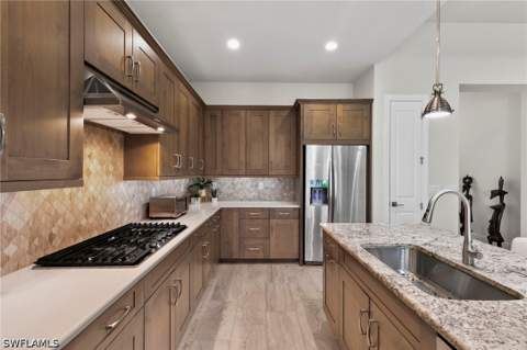 8950 Mustique Ln, Naples FL - photo 15 of 50