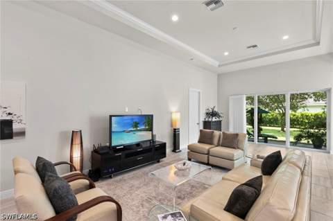 8950 Mustique Ln, Naples FL - photo 6 of 50