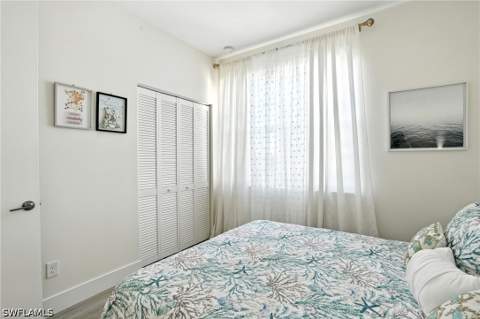 15901 Royal Pointe Ln 301, Fort Myers FL - photo 23 of 40