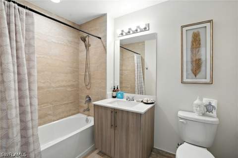 15901 Royal Pointe Ln 301, Fort Myers FL - photo 24 of 40