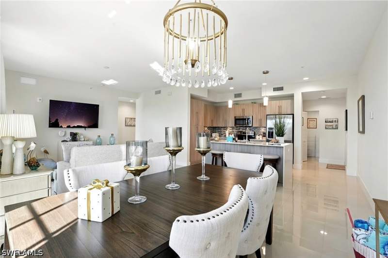 3 bedroom Condominium at 15901 Royal Pointe Ln 301, Royal Pointe, Fort Myers — photo 3