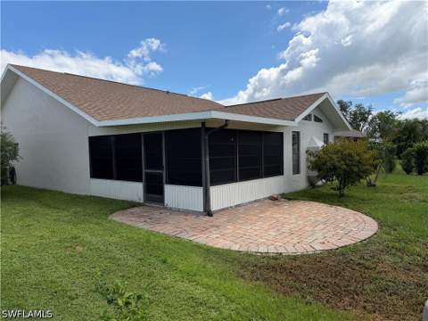 13250 Radcliffe Dr W, Fort Myers FL - photo 6 of 27