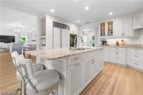 807 Rue Deville 2.11, Naples FL - photo 10 of 33