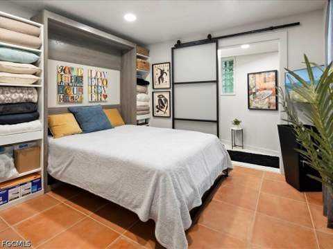 1046 Sperling Ave, Naples FL - photo 15 of 19