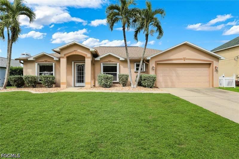 3 bedroom SingleFamilyResidence at 615 SW 39th Ter, Cape Coral, Cape Coral — photo 2