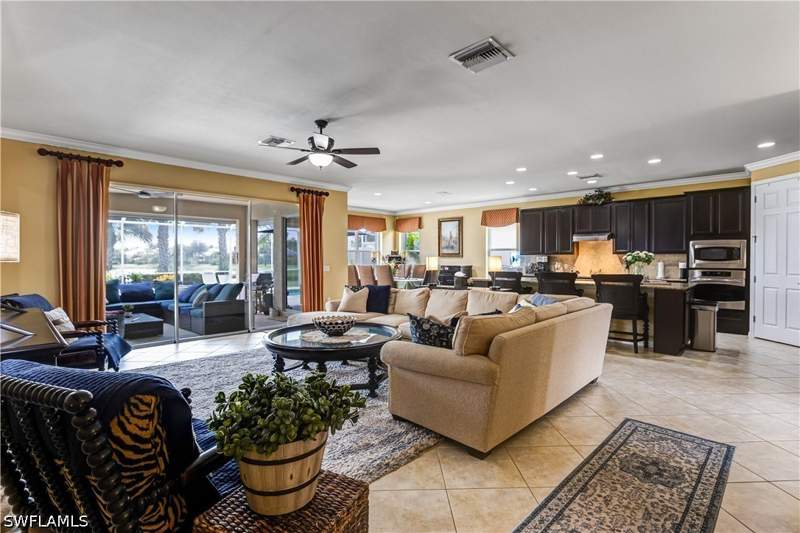 3 bedroom SingleFamilyResidence at 8650 Palermo Ct, Verona Walk, Naples — photo 4