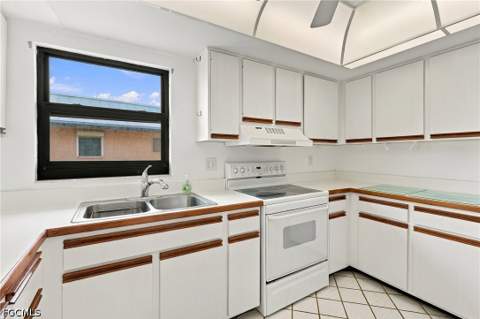 4280 SE 20th Pl 808, Cape Coral FL - photo 15 of 34