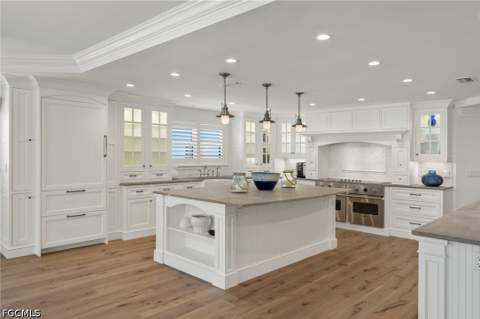 2549 W Gulf Dr 106, Sanibel FL - photo 9 of 50