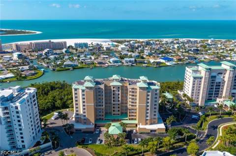 4182 Bay Beach Ln 722, Fort Myers Beach FL - photo 22 of 37