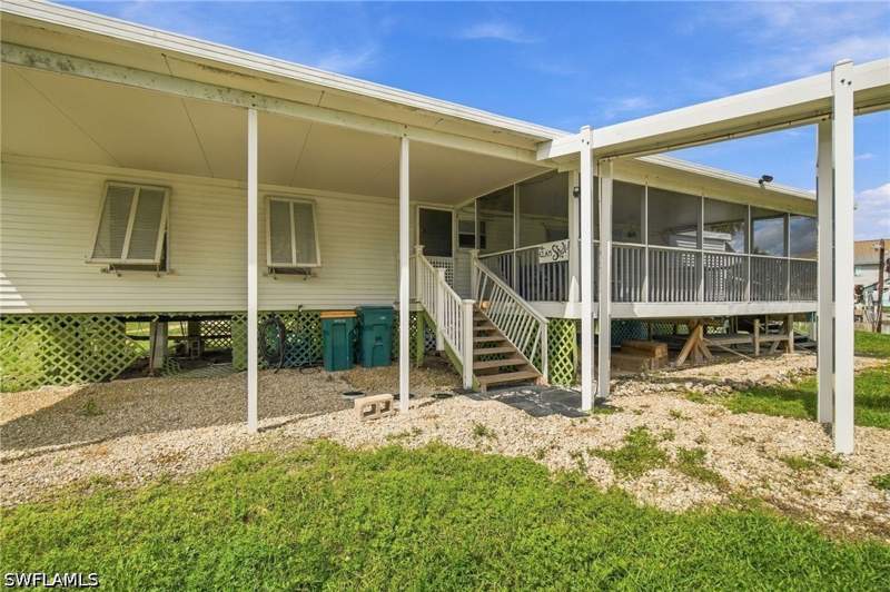 2 bedroom SingleFamilyResidence at 1241 S Lopez Ln, Chokoloskee, Chokoloskee — photo 2