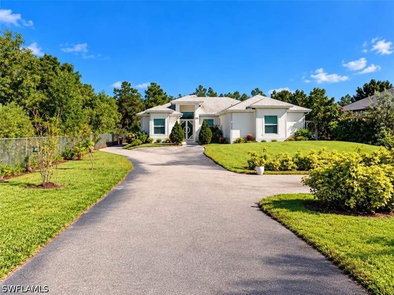 4 bedroom SingleFamilyResidence at 2469 29th Ave NE, Golden Gate Estates, Naples — photo 2