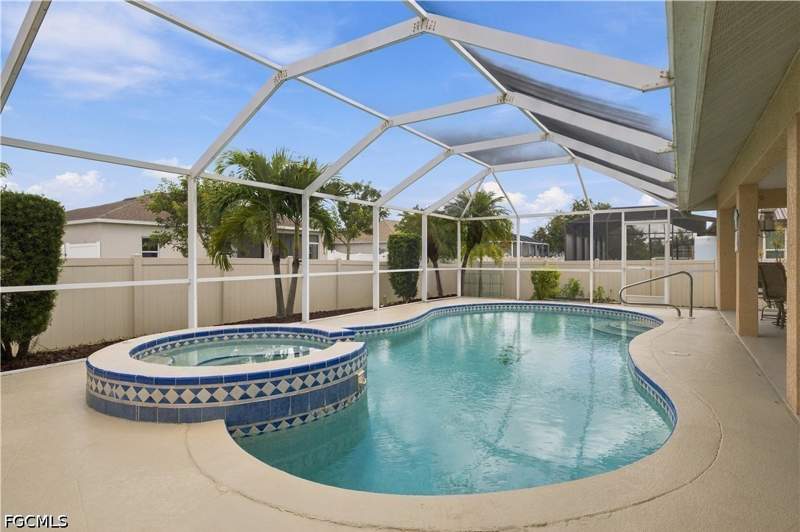3 bedroom SingleFamilyResidence at 2215 NW 5th St, Cape Coral, Cape Coral — photo 5
