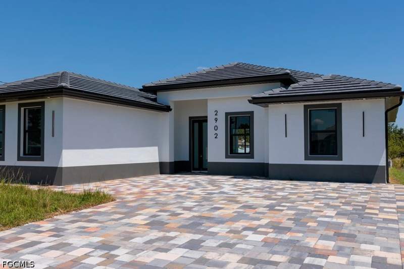 4 bedroom SingleFamilyResidence at 1010 Wagner Ave, Lehigh Acres, Lehigh Acres — photo 4