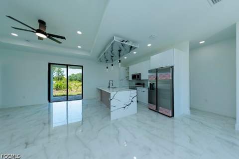 1010 Wagner Ave, Lehigh Acres FL - photo 9 of 22
