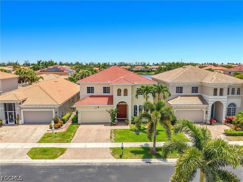 5 bedroom SingleFamilyResidence at 15641 Alton Dr, Santa Barbara, Fort Myers — photo 3