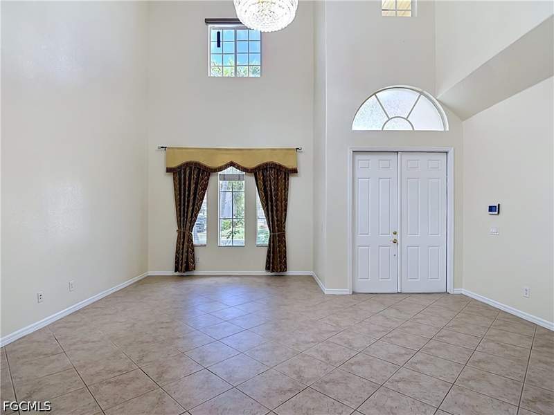 5 bedroom SingleFamilyResidence at 15641 Alton Dr, Santa Barbara, Fort Myers — photo 5