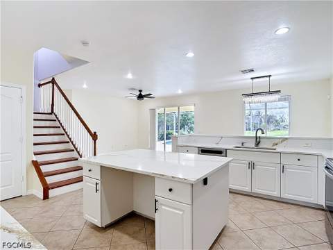 15641 Alton Dr, Fort Myers FL - photo 8 of 48