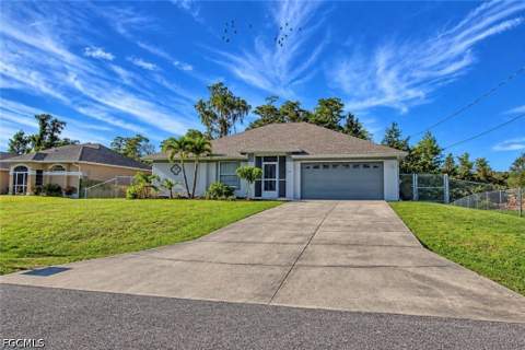 424 La Perouse St, Lehigh Acres FL - photo 21 of 28