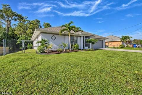 424 La Perouse St, Lehigh Acres FL - photo 22 of 28