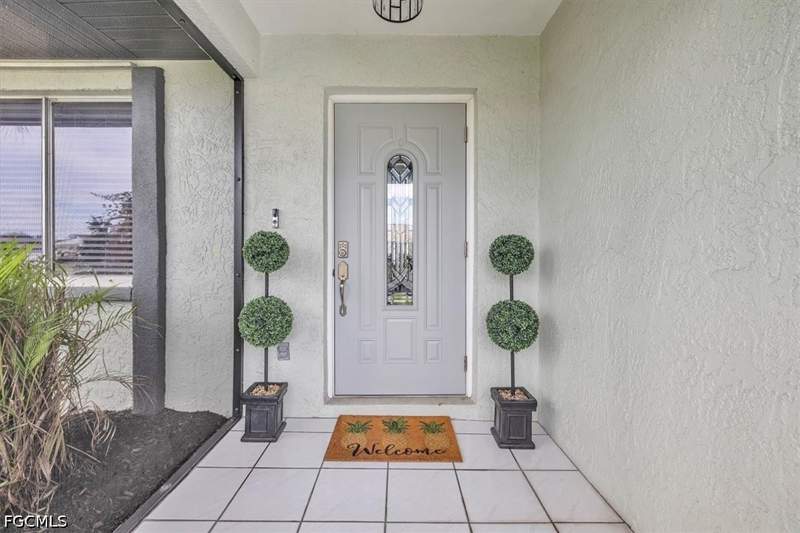 3 bedroom SingleFamilyResidence at 1416 NE 1st Ter, Cape Coral, Cape Coral — photo 4