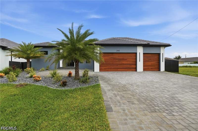 4 bedroom SingleFamilyResidence at 340 SW 31st Ave, Cape Coral, Cape Coral — photo 3