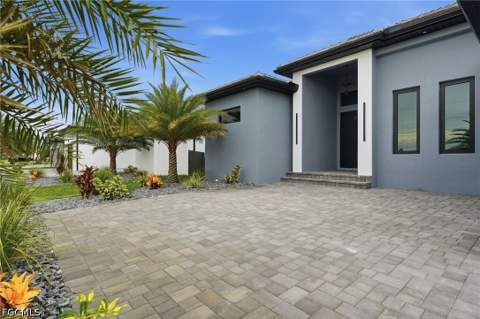 340 SW 31st Ave, Cape Coral FL - photo 6 of 51