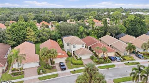 1289 Barrigona Ct, Naples FL - photo 19 of 36