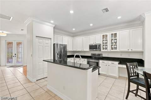 1289 Barrigona Ct, Naples FL - photo 8 of 36