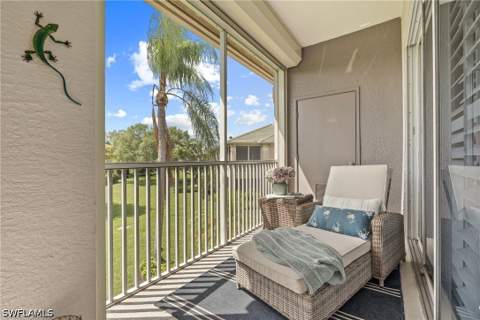 658 Vintage Reserve Cir S 7C, Naples FL - photo 16 of 31