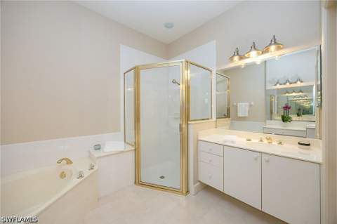 917 Vistana Cir 6, Naples FL - photo 19 of 50