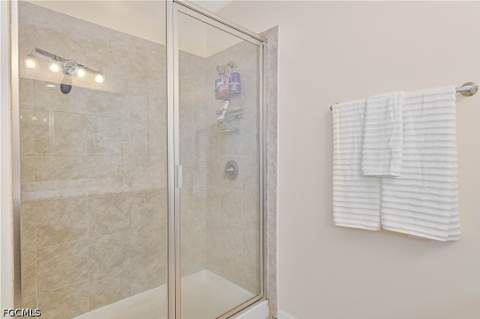 3275 Birchin Ln, Fort Myers FL - photo 19 of 45
