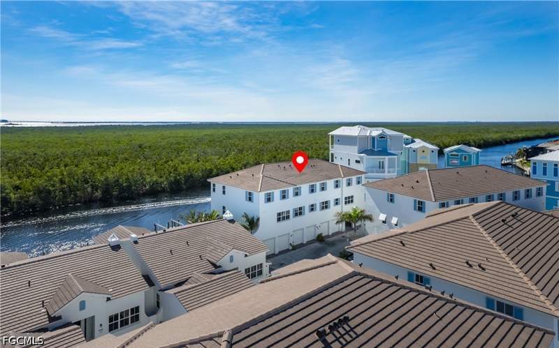 3 bedroom Townhouse at 5816 Shell Cove Dr 120, Cape Harbour, Cape Coral — photo 2
