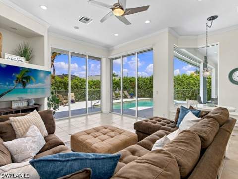 980 Fieldstone Dr, Marco Island FL - photo 11 of 36
