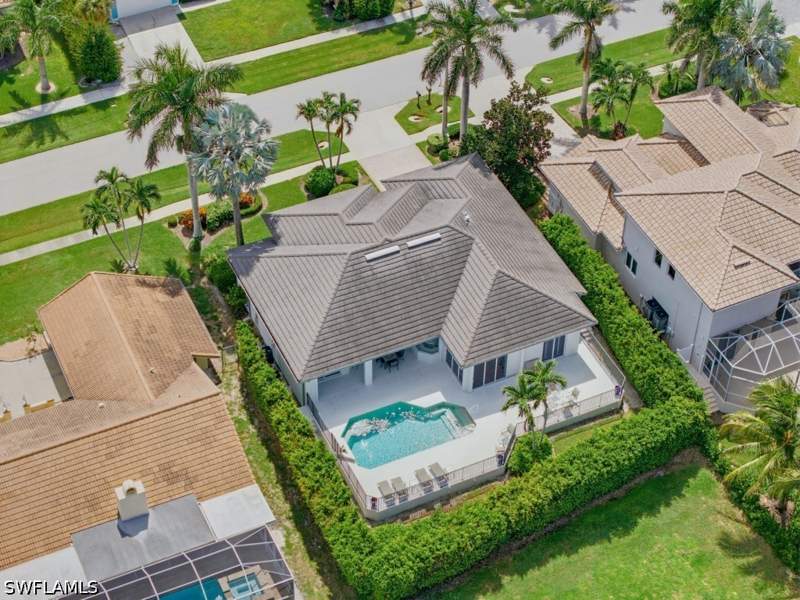 3 bedroom SingleFamilyResidence at 980 Fieldstone Dr, Marco Island, Marco Island — photo 2
