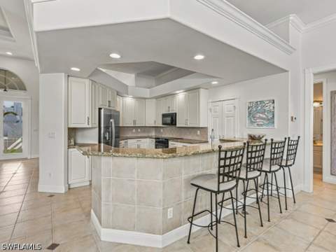 980 Fieldstone Dr, Marco Island FL - photo 9 of 36