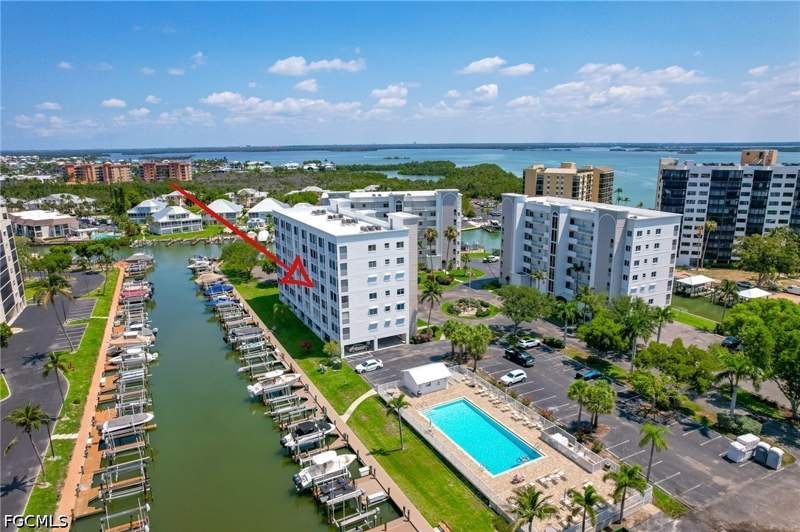 2 bedroom Condominium at 4351 Bay Beach Ln 332, Casa Marina, Fort Myers Beach — photo 2