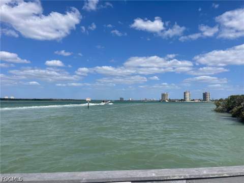 4142 Bay Beach Ln 4, Fort Myers Beach FL - photo 12 of 40