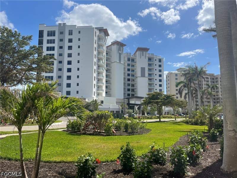 4 bedroom Condominium at 4142 Bay Beach Ln 4, Waterside At Bay Beach, Fort Myers Beach — photo 4
