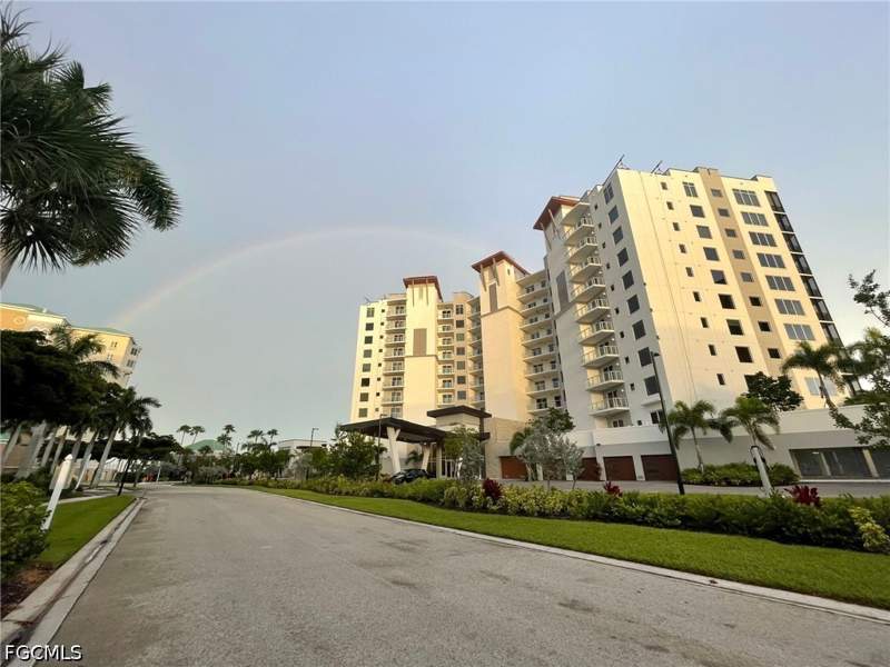4 bedroom Condominium at 4142 Bay Beach Ln 4, Waterside At Bay Beach, Fort Myers Beach — photo 5