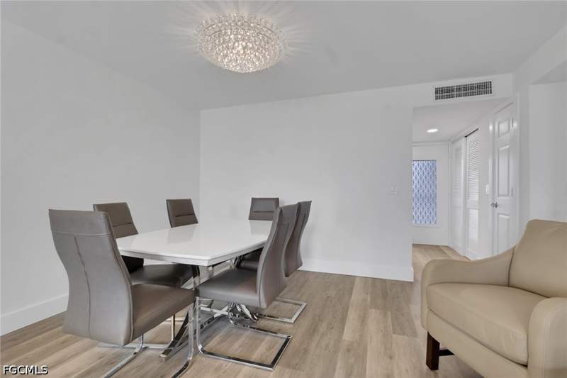 2 bedroom Condominium at 1740 Pine Valley Dr 213, Seven Lakes, Fort Myers — photo 4