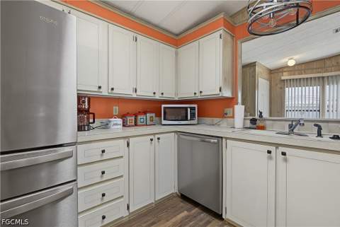 3408 Rainbow Ln, North Fort Myers FL - photo 7 of 43