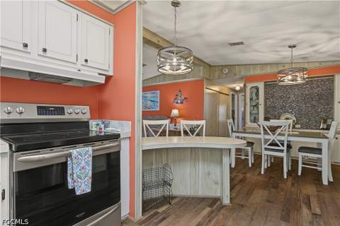 3408 Rainbow Ln, North Fort Myers FL - photo 8 of 43