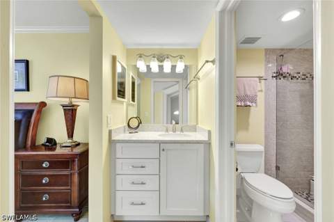 3072 Sandpiper Bay Cir M204, Naples FL - photo 7 of 20