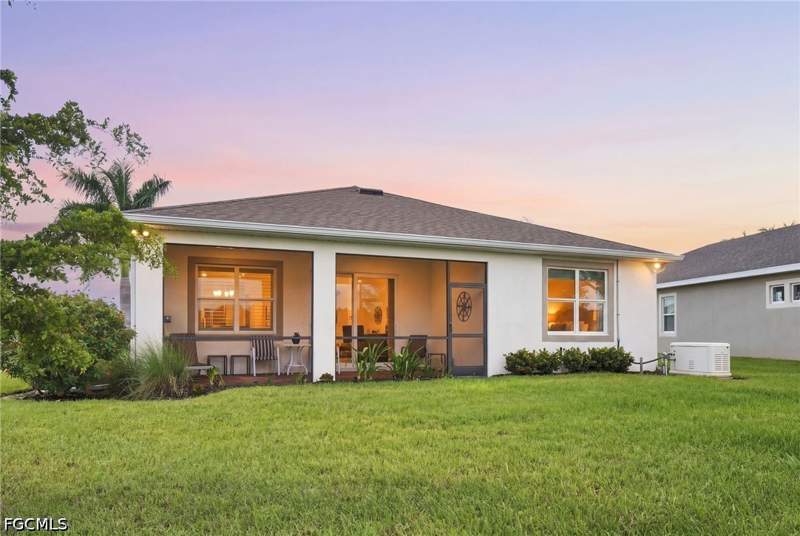 3 bedroom SingleFamilyResidence at 18121 Everson Miles Cir, Bright Water, North Fort Myers — photo 3