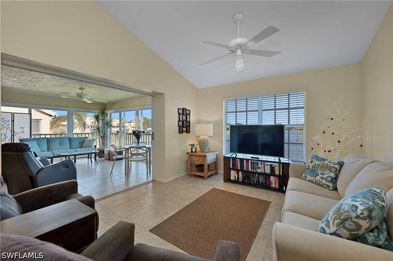 2 bedroom Condominium at 13966 Southampton Dr 4503, Wedgewood Fountain, Bonita Springs — photo 3
