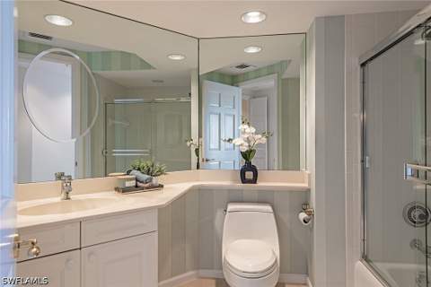 8990 Bay Colony Dr 1002, Naples FL - photo 13 of 15