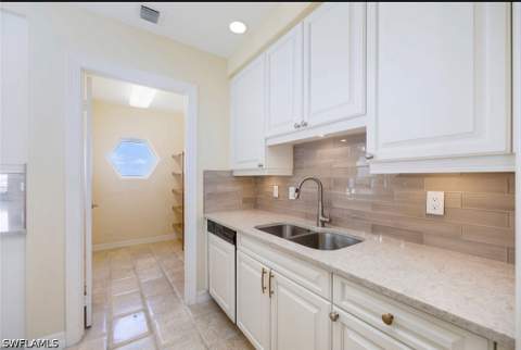 7575 Pelican Bay Blvd 1808, Naples FL - photo 12 of 37